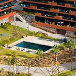 Apartment Sky-high Elegance Top-floor Views Of City, Ocean & Sunrise