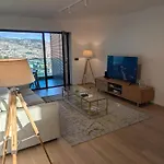 Sky-high Elegance Top-floor Views Of City, Ocean & Sunrise Funchal (Madeira)