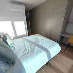 Apartment Sky-high Elegance Top-floor Views Of City, Ocean & Sunrise *