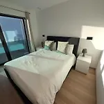 Apartment Sky-high Elegance Top-floor Views Of City, Ocean & Sunrise Funchal (Madeira)