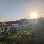 Sky-high Elegance Top-floor Views Of City, Ocean & Sunrise Apartment Funchal (Madeira)