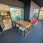 Apartment Sky-high Elegance Top-floor Views Of City, Ocean & Sunrise *