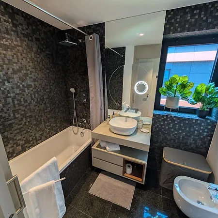 Sky-high Elegance Top-floor Views Of City, Ocean & Sunrise * Φουνκάλ