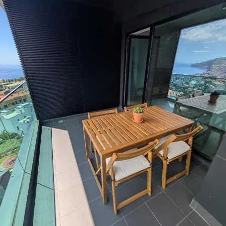 Sky-high Elegance Top-floor Views Of City, Ocean & Sunrise Διαμέρισμα *