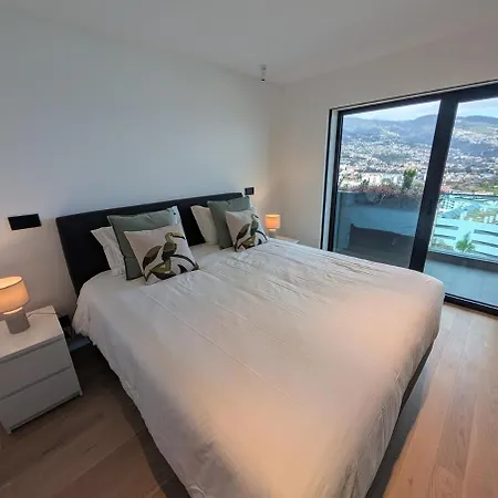 Διαμέρισμα Sky-high Elegance Top-floor Views Of City, Ocean & Sunrise *