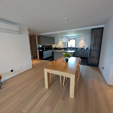 Sky-high Elegance Top-floor Views Of City, Ocean & Sunrise Διαμέρισμα Φουνκάλ