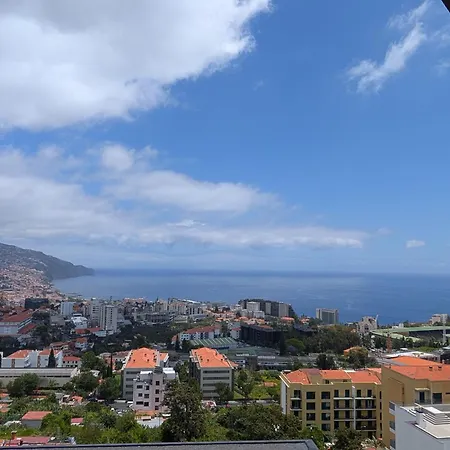 Sky-high Elegance Top-floor Views Of City, Ocean & Sunrise Διαμέρισμα Φουνκάλ