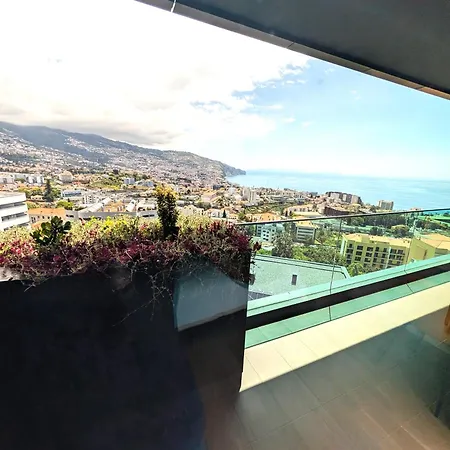 Sky-high Elegance Top-floor Views Of City, Ocean & Sunrise * Фуншал