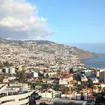Sky-high Elegance Top-floor Views Of City, Ocean & Sunrise *
